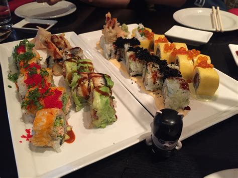 dine in sushi restaurants near me